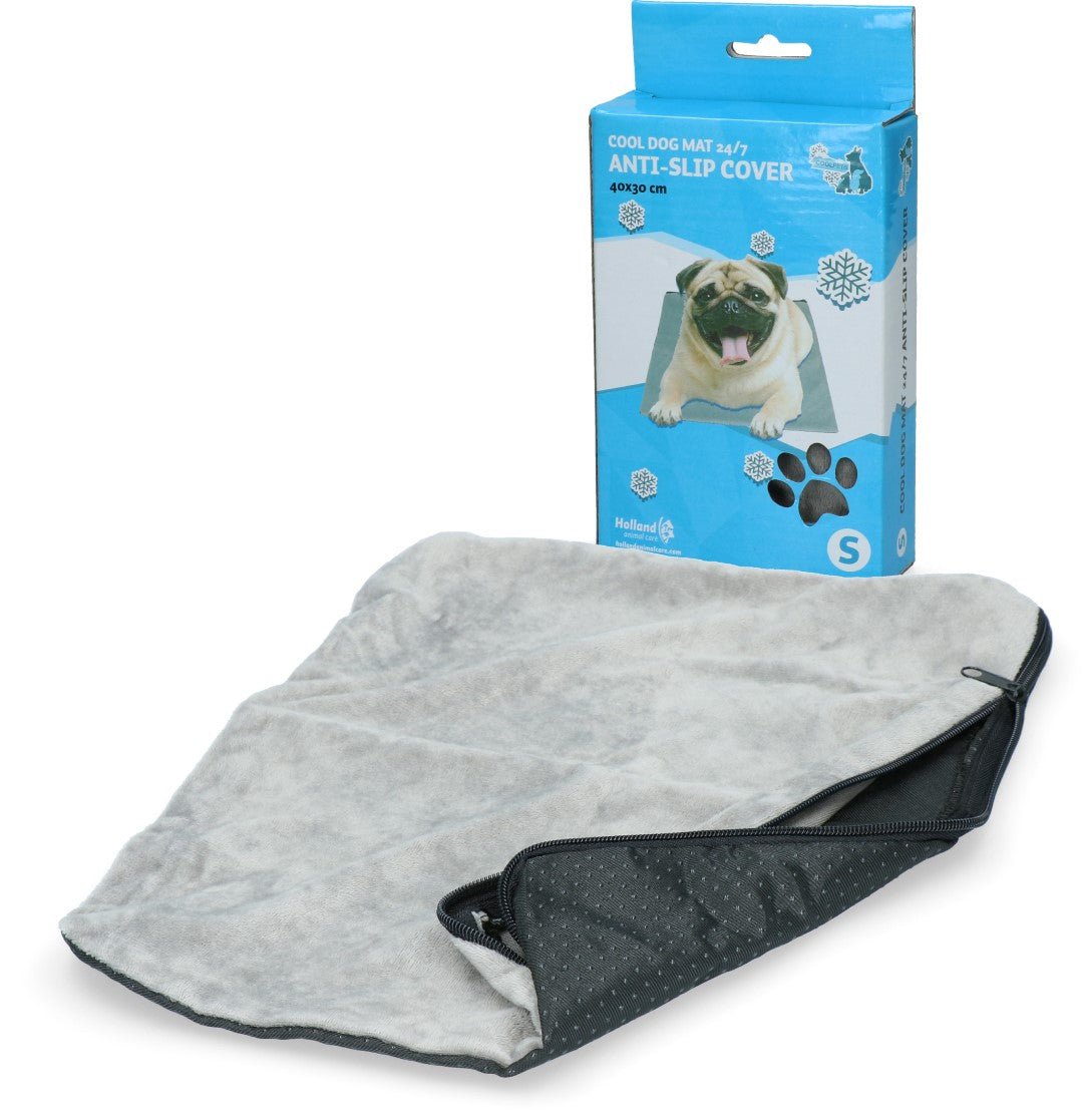 CoolPets Dog Mat 24/7 Anti-Slip Cover (40x30cm) S freeshipping - The Pupper Club